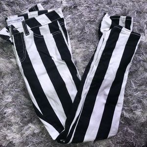 [GYPSY WARRIOR] jeans